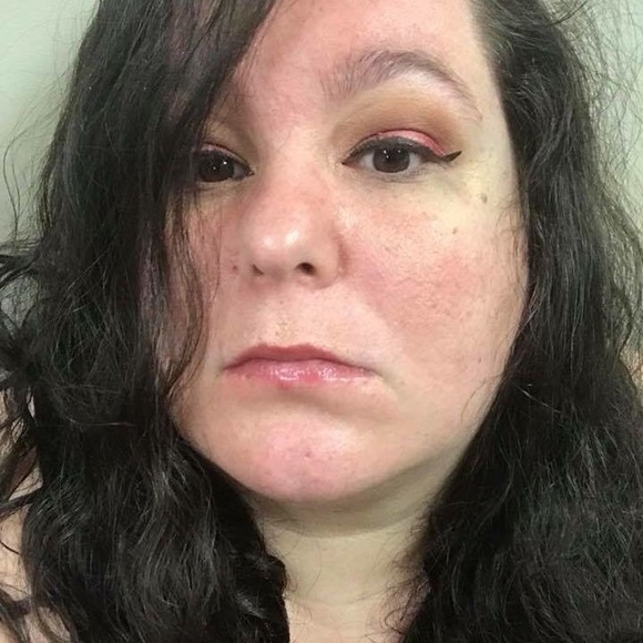 Meet your Posher, Ruby - Picture 1 of 1